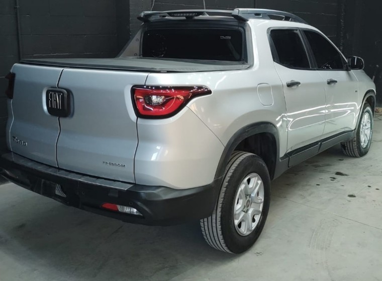 Vehículo Fiat Toro Freedom, año 2018