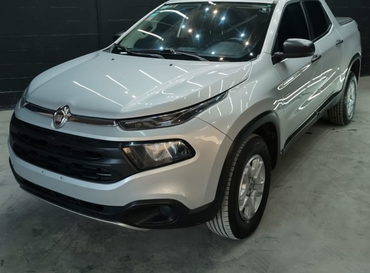 Vehículo Fiat Toro Freedom, año 2018