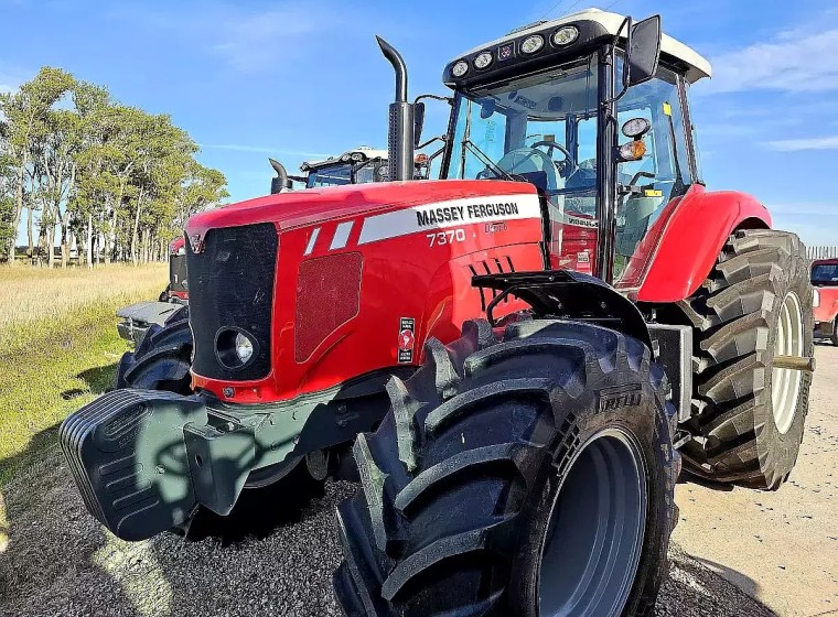 Tractor Massey Ferguson 7370, año 0