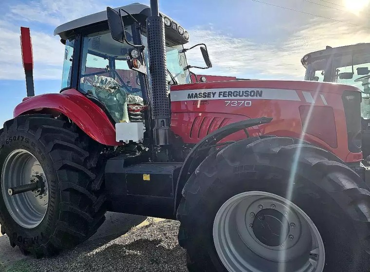 Tractor Massey Ferguson 7370, año 0