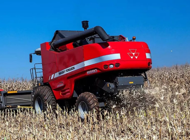 Cosechadora Massey Ferguson 6690 Hybrid, año 0