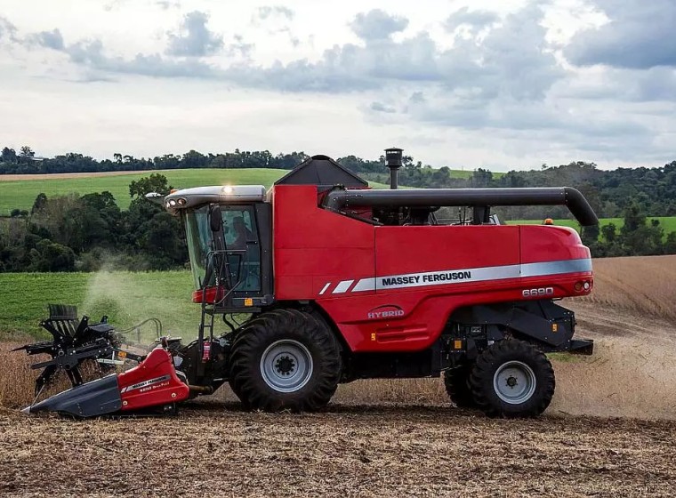 Cosechadora Massey Ferguson 6690 Hybrid, año 0