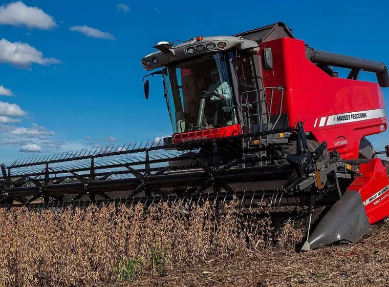 Cosechadora Massey Ferguson 6690 Hybrid, año 0