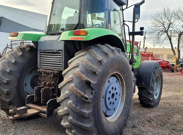 Tractor Agco Allis 6.220, año 2008