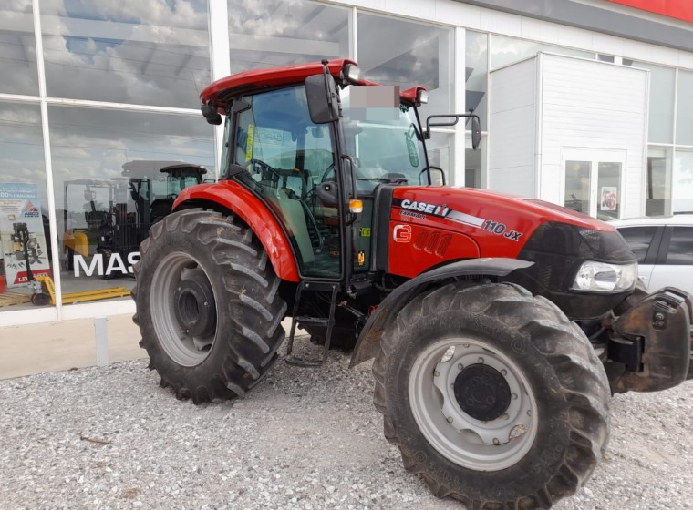 Tractor Case Farmall 110 JX, año 2017