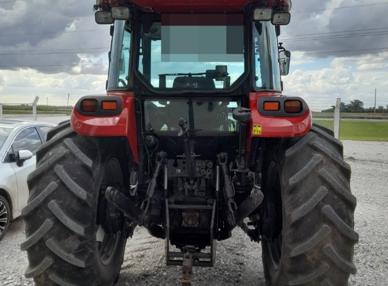 Tractor Case Farmall 110 JX, año 2017