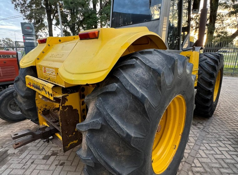 Tractor Pauny 500 C, año 2007