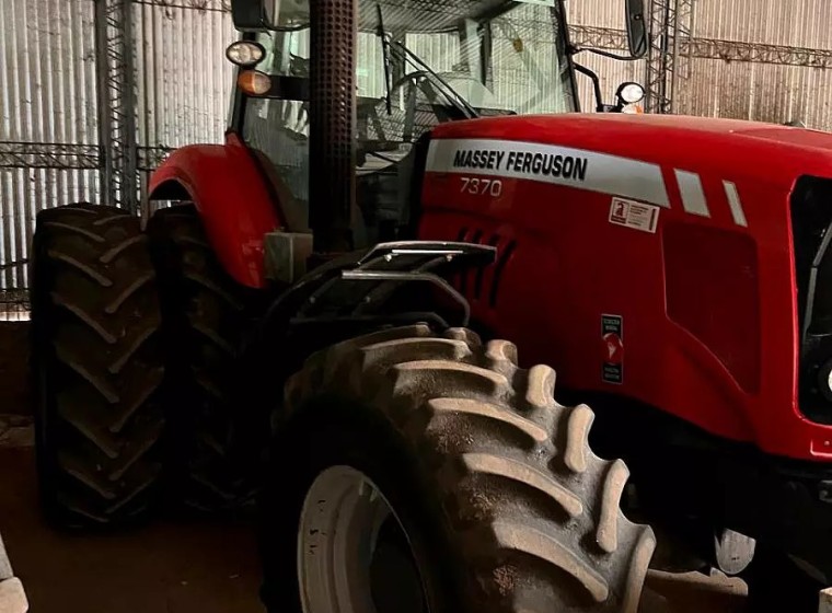 Tractor Massey Ferguson 7370, año 2021