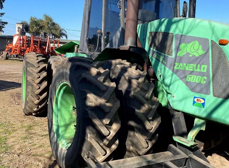 Tractor Zanello 500 C, año 2003