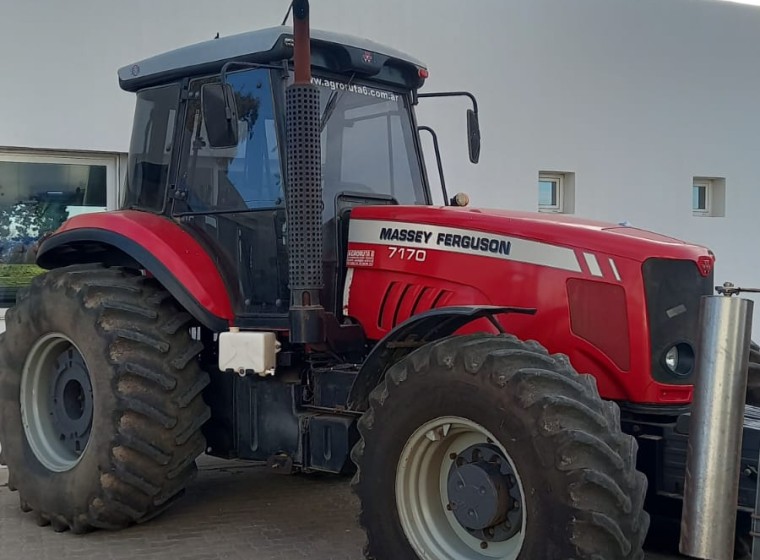 Tractor Massey Ferguson 7170, año 2010