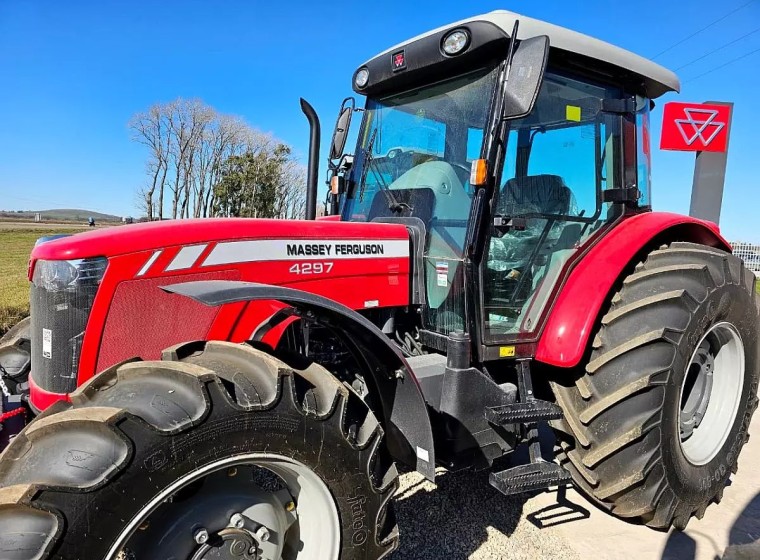 Tractor Massey Ferguson 4297, año 0