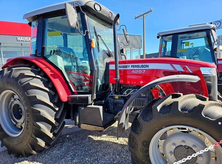 Tractor Massey Ferguson 4297, año 0