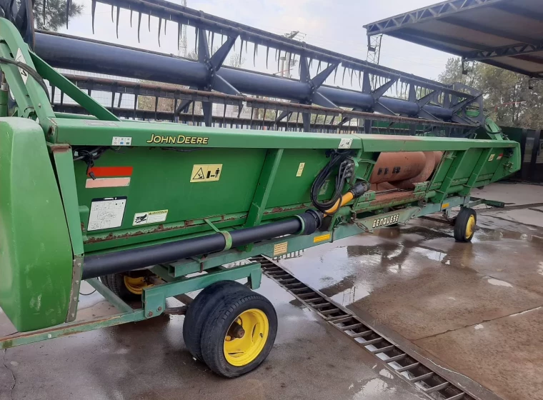 Cabezal John Deere 625F, año 2014