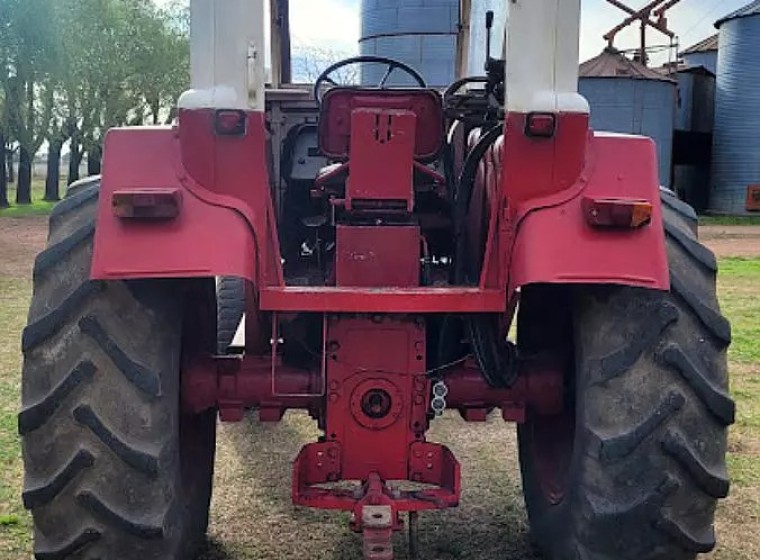 Tractor Fahr 86, año 1