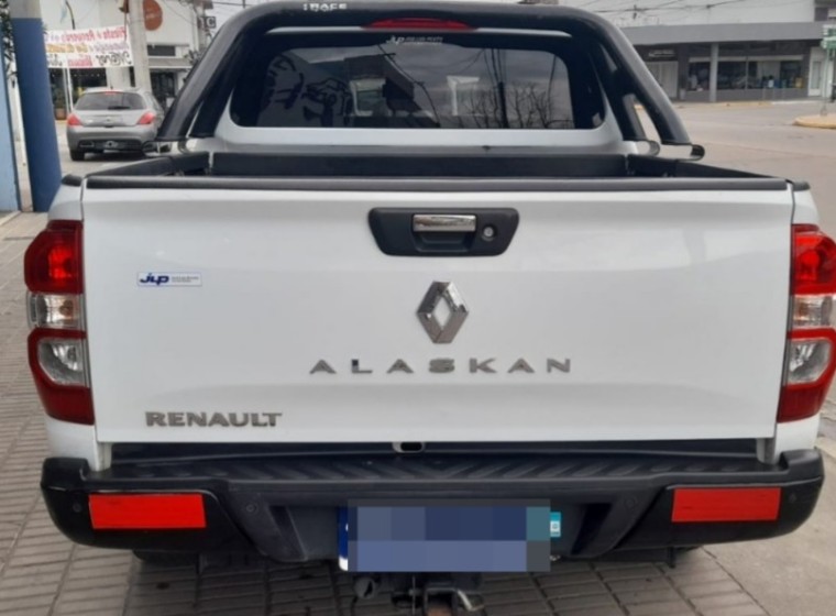 Vehículo Renault Alaskan Comfort 2.3 TDI, año 2021