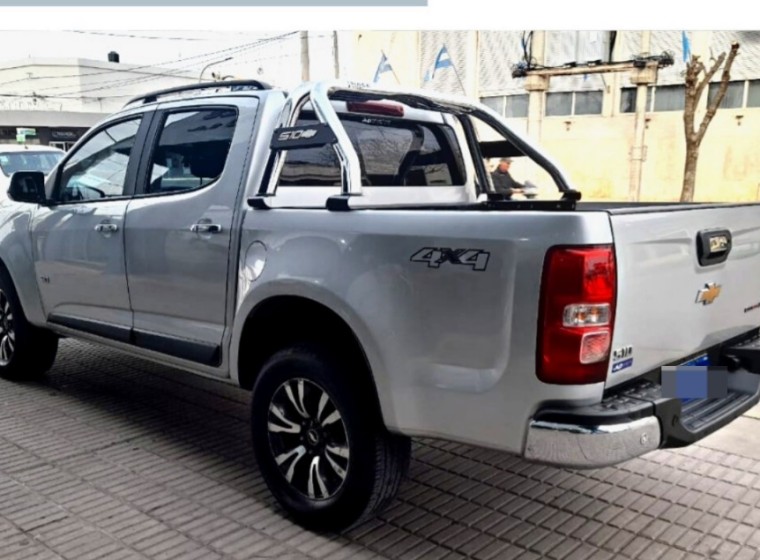 Vehículo Chevrolet S10 LTZ 2.8, año 2019