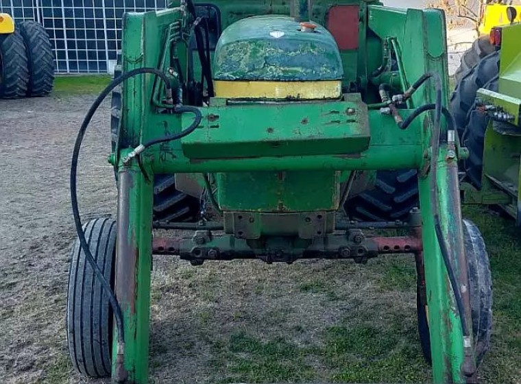 Tractor John Deere 3530, año 1976