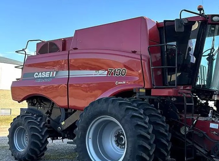 Cosechadora Case Axial Flow 7130, año 2017