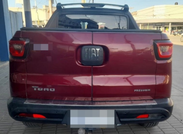 Vehículo Fiat Toro Freedom TDI 2.0, año 2016