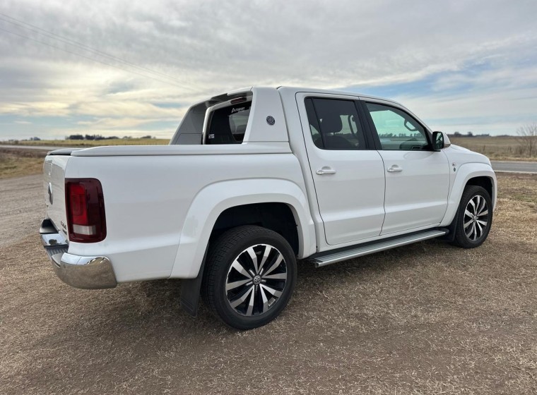 Vehículo Volkswagen Amarok, año 2018