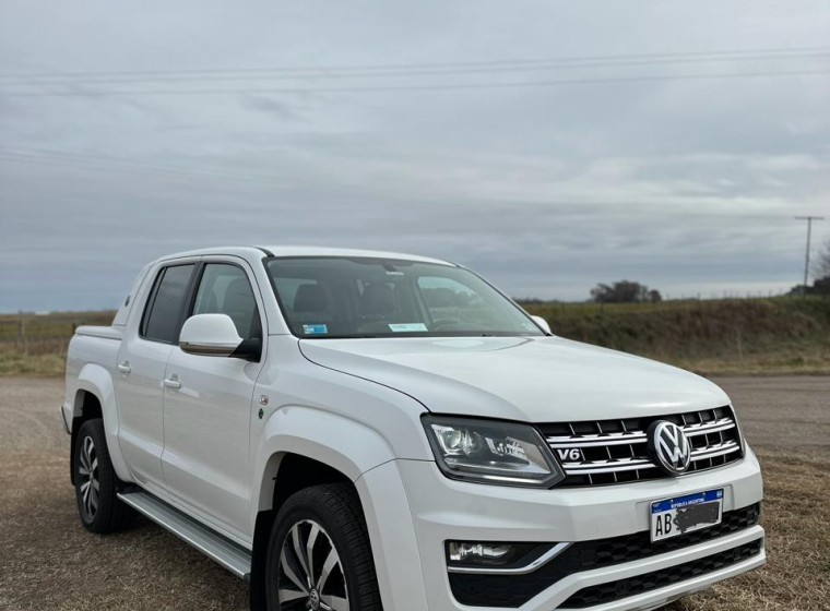 Vehículo Volkswagen Amarok, año 2018