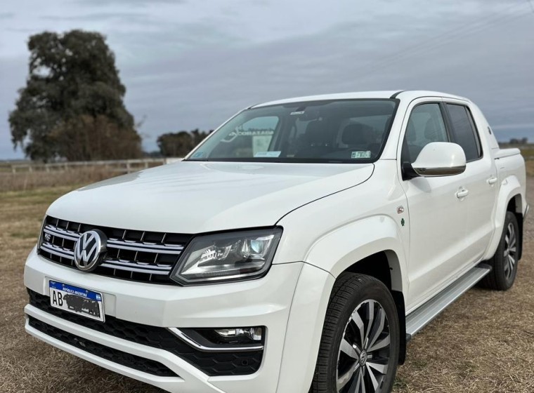 Vehículo Volkswagen Amarok, año 2018