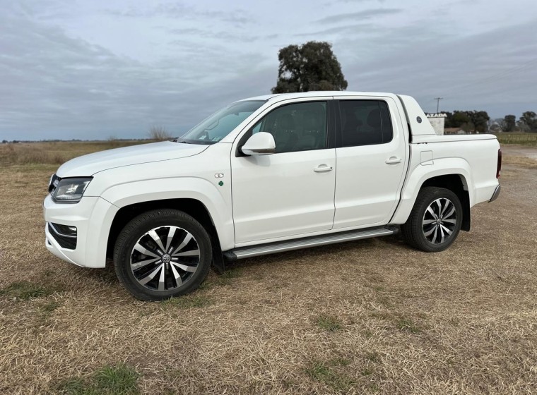 Vehículo Volkswagen Amarok, año 2018