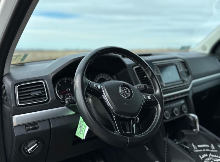 Vehículo Volkswagen Amarok, año 2018