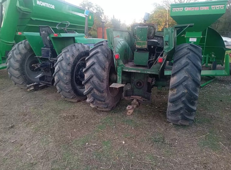 Tractor Deutz A85, año 1977