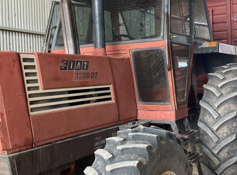 Tractor Fiat 1380, año 1984