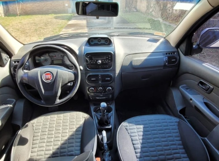 Vehículo Fiat Strada Adventure 1.6, año 2014