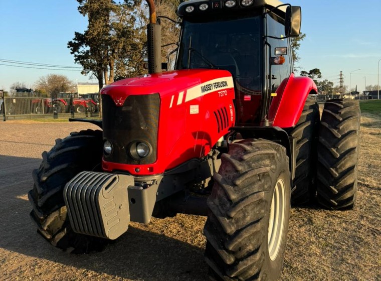 Tractor Massey Ferguson 7370, año 2017