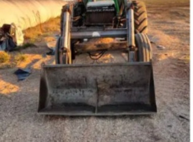 Tractor Deutz Fahr AX 120, año 1987