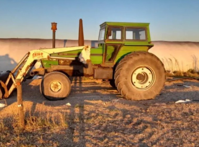 Tractor Deutz Fahr AX 120, año 1987