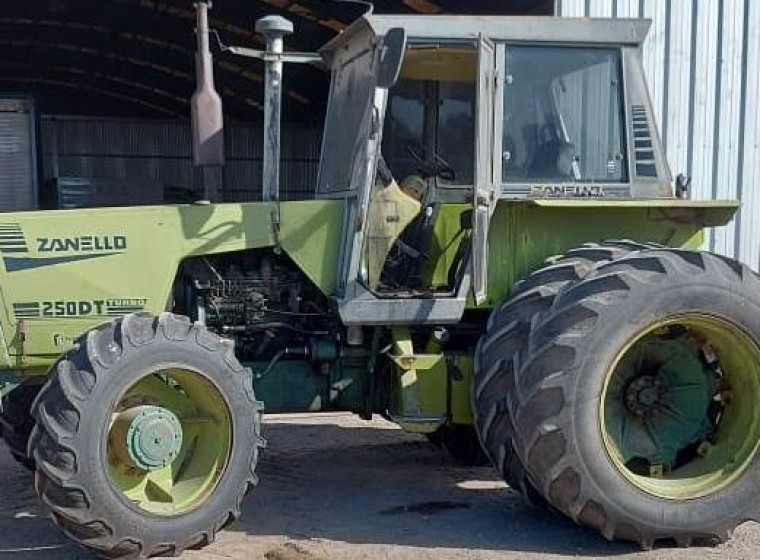 Tractor Zanello 250 DT, año 1998