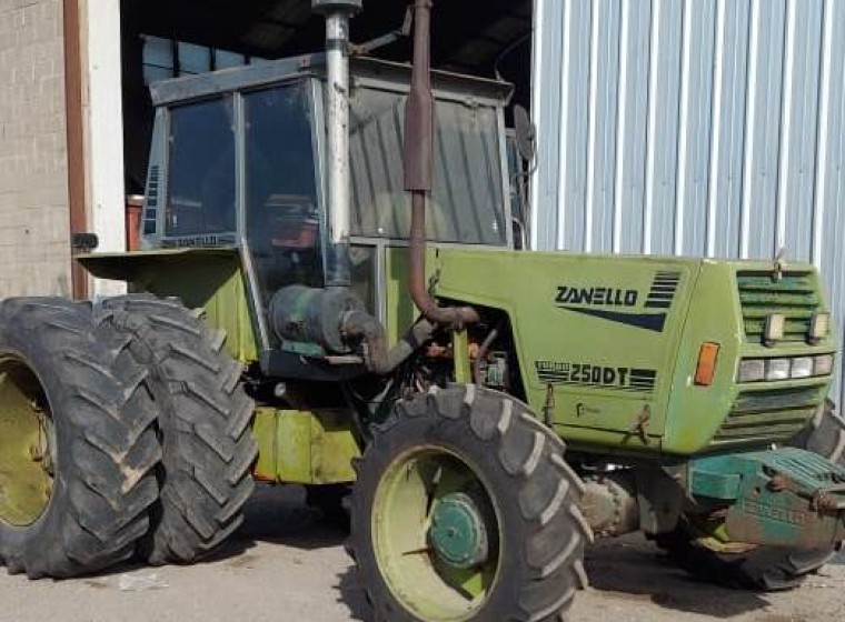 Tractor Zanello 250 DT, año 1998