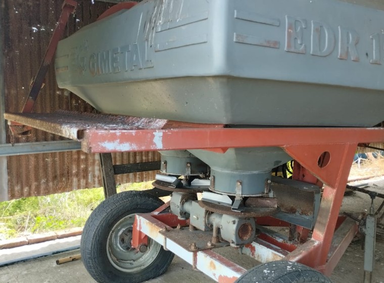 Fertilizadora Gimetal EDR 1500, año 1