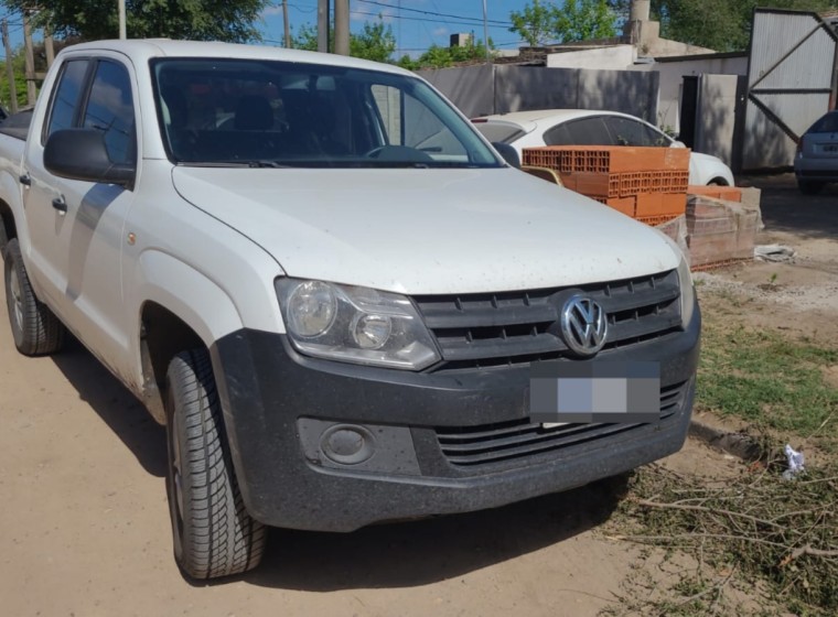 Vehículo Volkswagen Amarok Trendline, año 2016