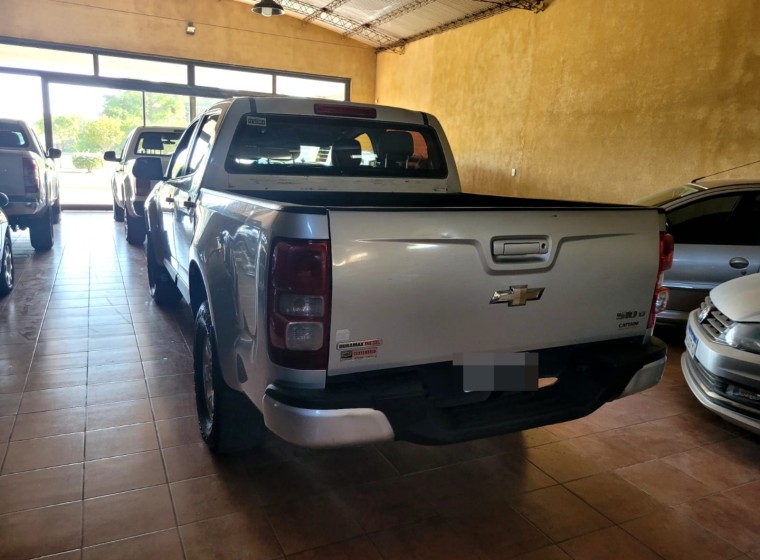 Vehículo Chevrolet S10 LT, año 2015