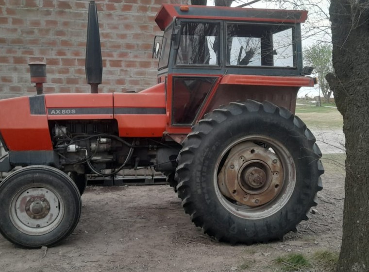 Tractor Deutz Fahr AX80S, año 1984