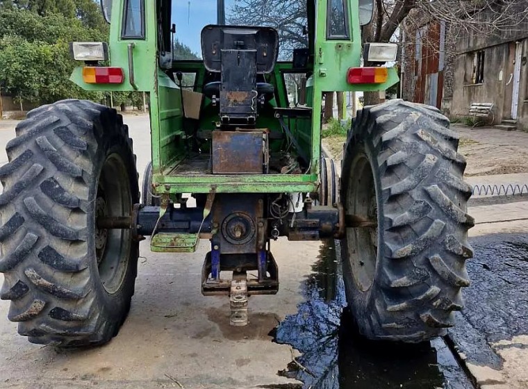 Tractor Deutz Fahr AX 100 S, año 1