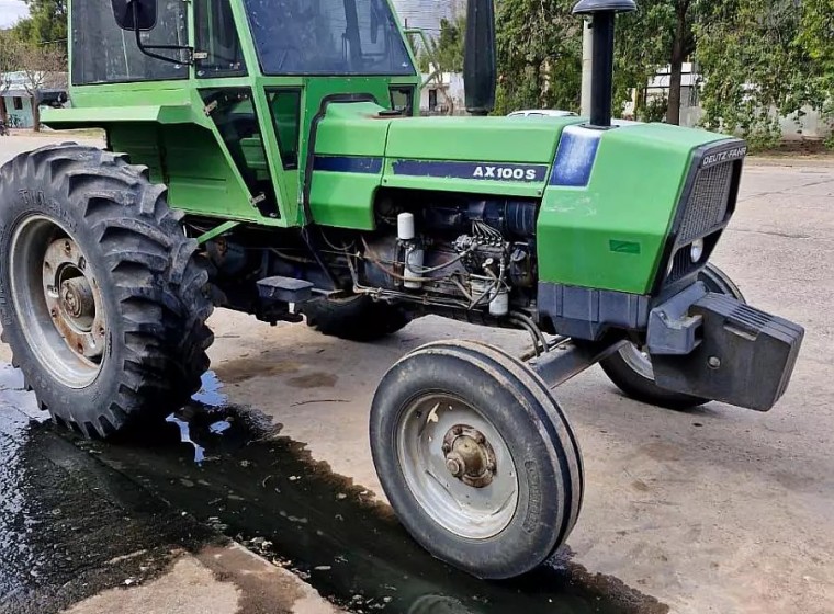 Tractor Deutz Fahr AX 100 S, año 1