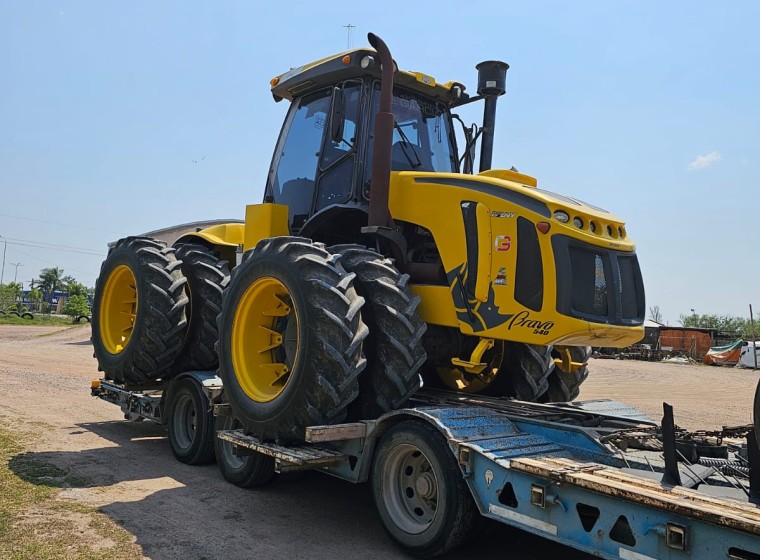 Tractor Pauny Bravo 540, año 1