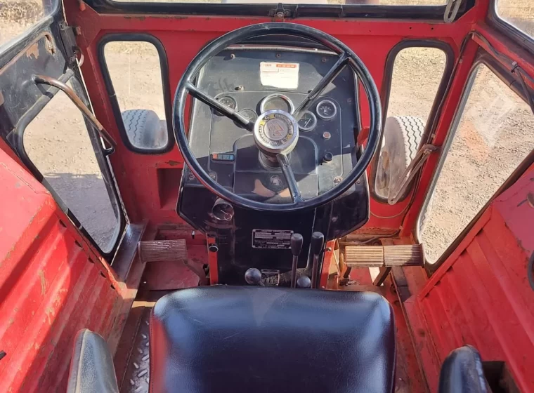 Tractor Massey Ferguson 1195, año 1984