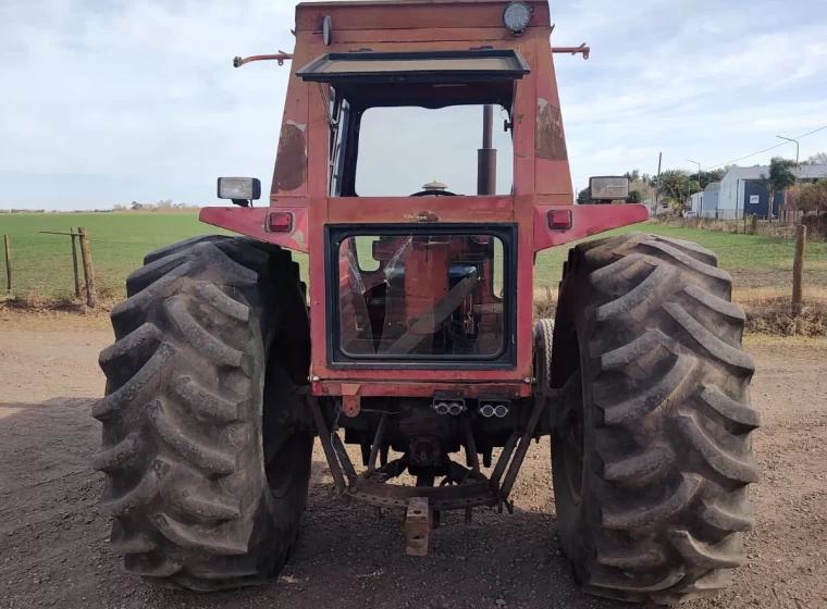 Tractor Massey Ferguson 1195, año 1984