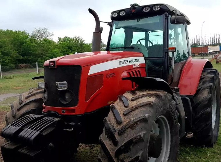 Tractor Massey Ferguson 6480, año 2008