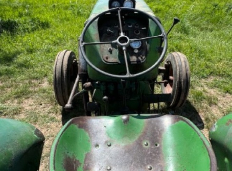 Tractor Deutz Fahr A30, año 1