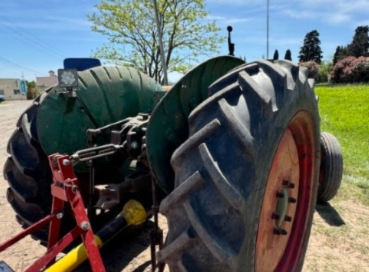 Tractor Deutz Fahr A40, año 1