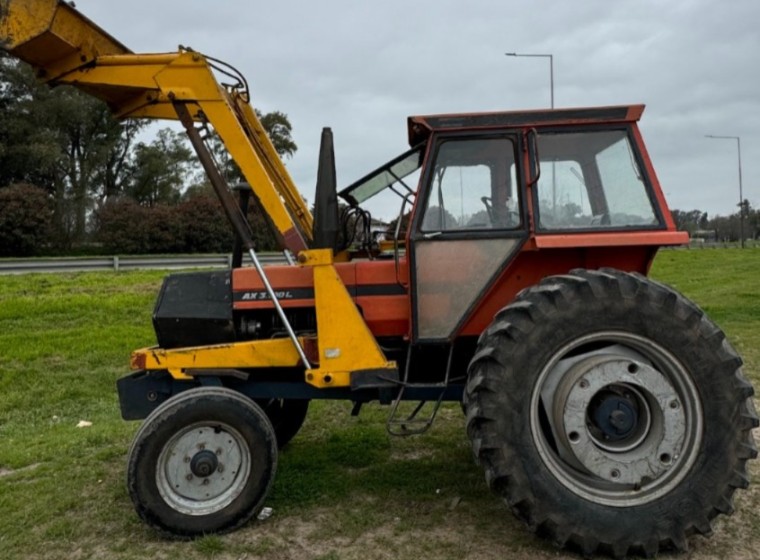 Tractor Deutz Fahr AX 3.100L, año 1