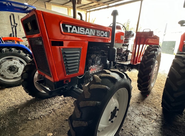 Tractor Taishan 504, año 1